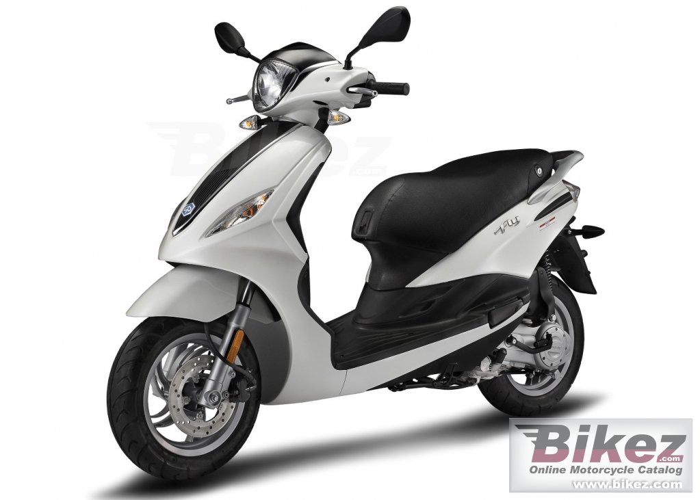 Piaggio Fly 150 3V poster